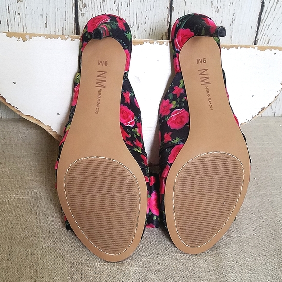 NM Bow-Top Floral Dress Mule Heels - Picture 2 of 4